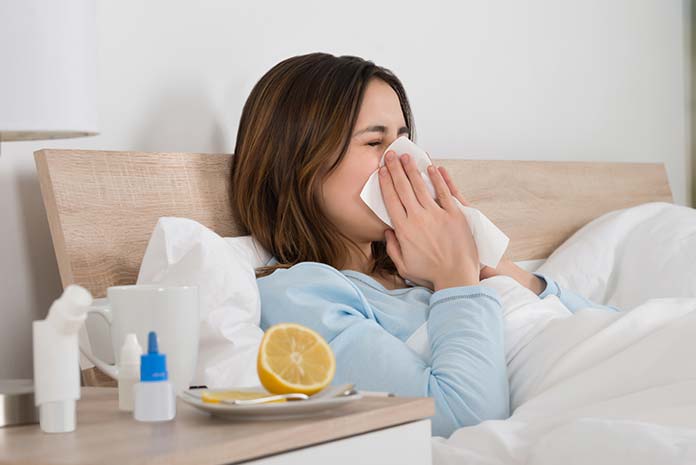 Grypa kontra przeziębienie - jak odróżnić i leczyć