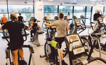 Jak wyrzeźbić piękne ramiona – krótki przewodnik dla pań