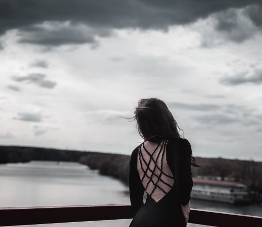 Eleganckie sukienki wieczorowe