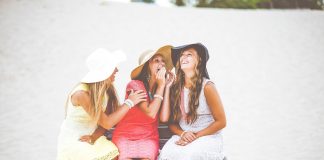 modne sukienki wieczorowe