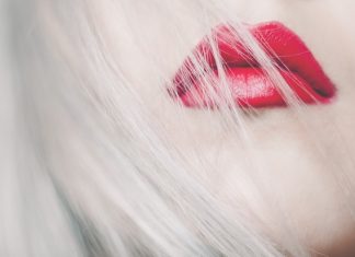 zapalenie mieszków włosowych