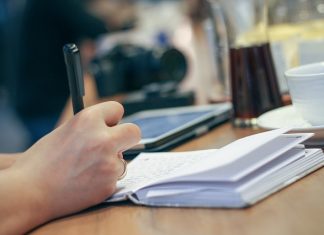 Zadłużanie się u sektora prywatnego