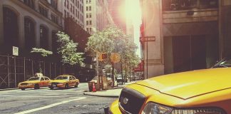 Firma kurierska o miejskim charakterze