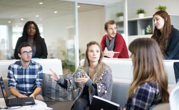 Okolicznik częścią zdania