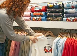 Modne koszulki na wiosnę i lato koszulka