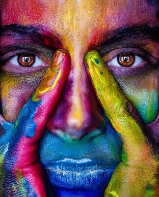 Jaką farbą pomalować doniczki z cementu?