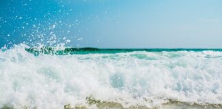 Co daje mokry ręcznik na kaloryferze?