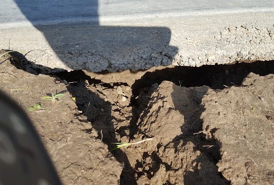 Jakie narzędzia do fundamentów?