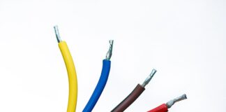 Jakie końcówki do opryskiwacza sadowniczego?