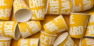 Co na wyblakły plastik?