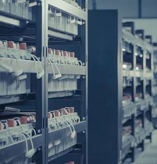 Jaki akumulator do lampek solarnych?