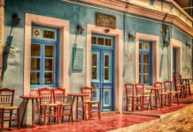 Jakie drzwi zewnętrzne drewniane czy stalowe?