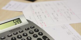 Jak powinna wyglądać faktura z warsztatu samochodowego?