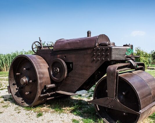 Jaka powinna być kompresja w pile spalinowej?
