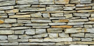 Która to jest elewacja frontowa?