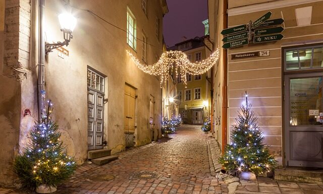 Ile lampek na choinkę 120 cm? Ile lampek na choinkę 120 cm?