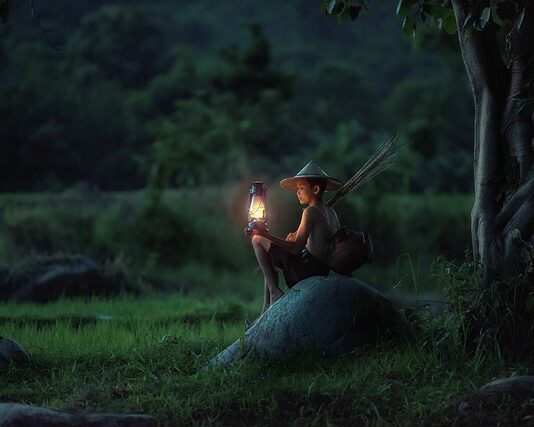 Jaka najlepsza lampa z czujnikiem ruchu? Jaka najlepsza lampa z czujnikiem ruchu?