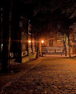 Czy wyłączać lampy solarne?