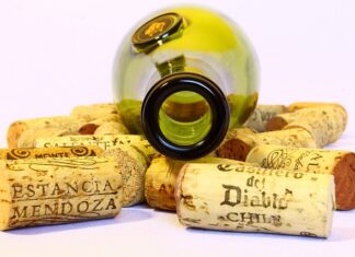 Co można zrobić z korkami po winie?