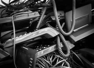 Czy lampki choinkowe to elektrośmieci?