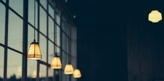 Co zamiast szyby na balkon?